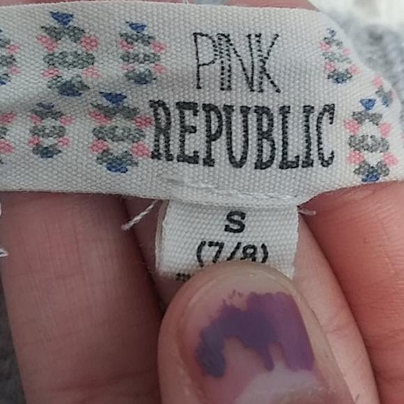 sweater - Picture 2 of 5